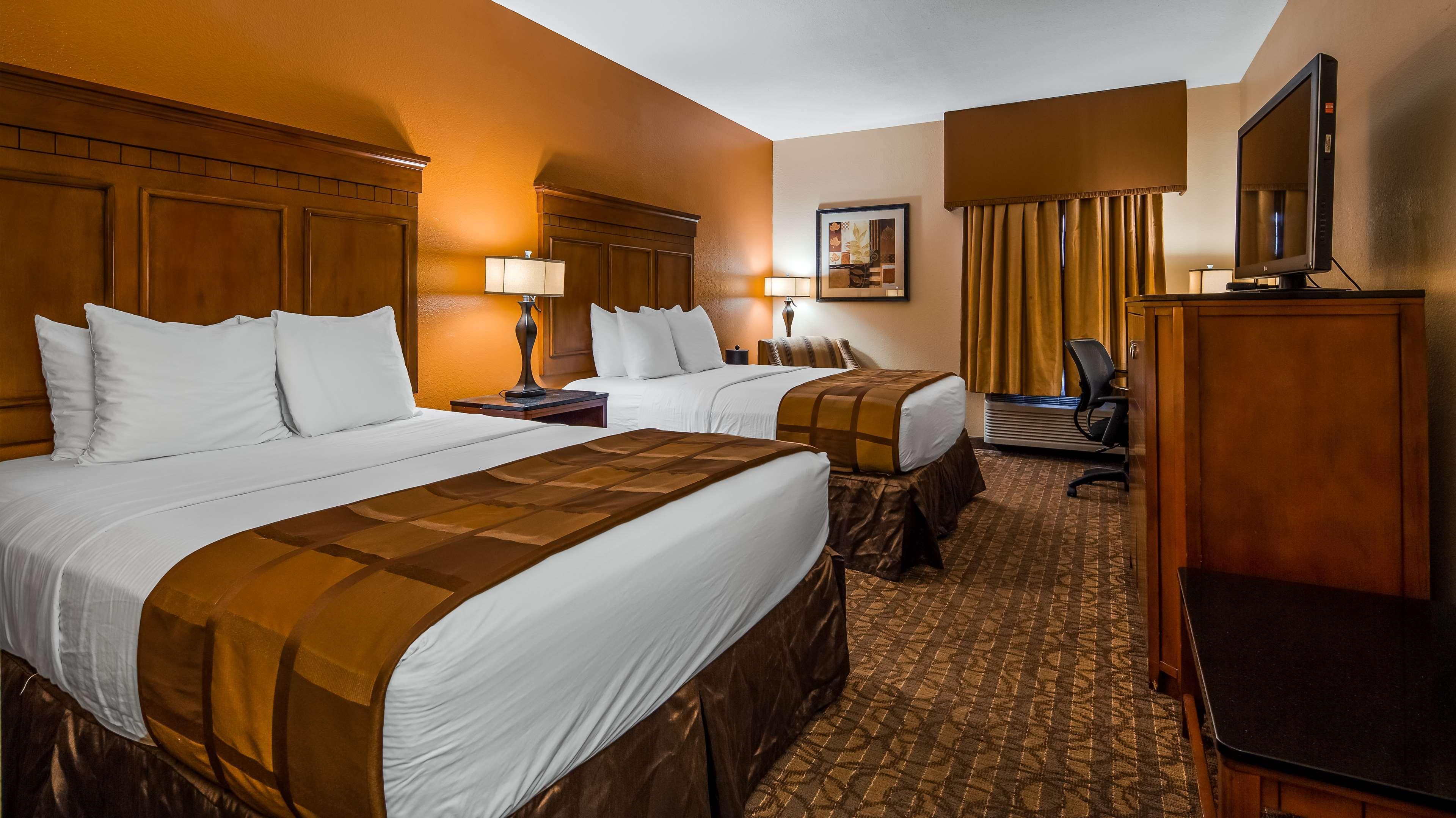 Best Western Plus Midwest Inn & Suites Salina Ngoại thất bức ảnh