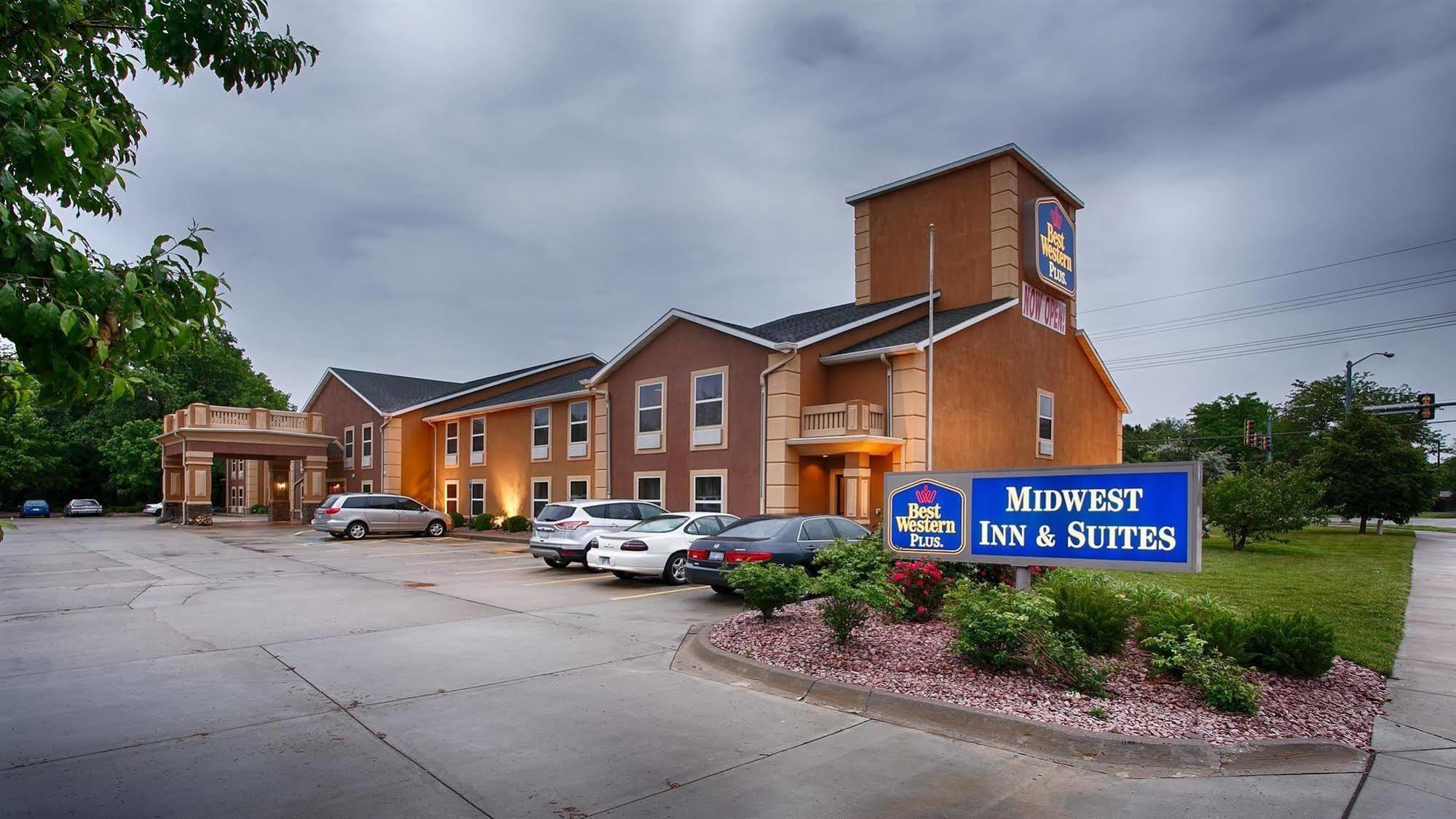 Best Western Plus Midwest Inn & Suites Salina Ngoại thất bức ảnh