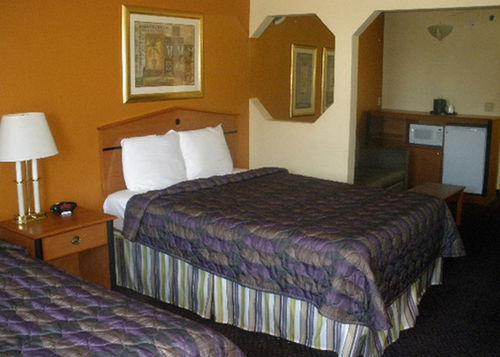 Best Western Plus Midwest Inn & Suites Salina Phòng bức ảnh